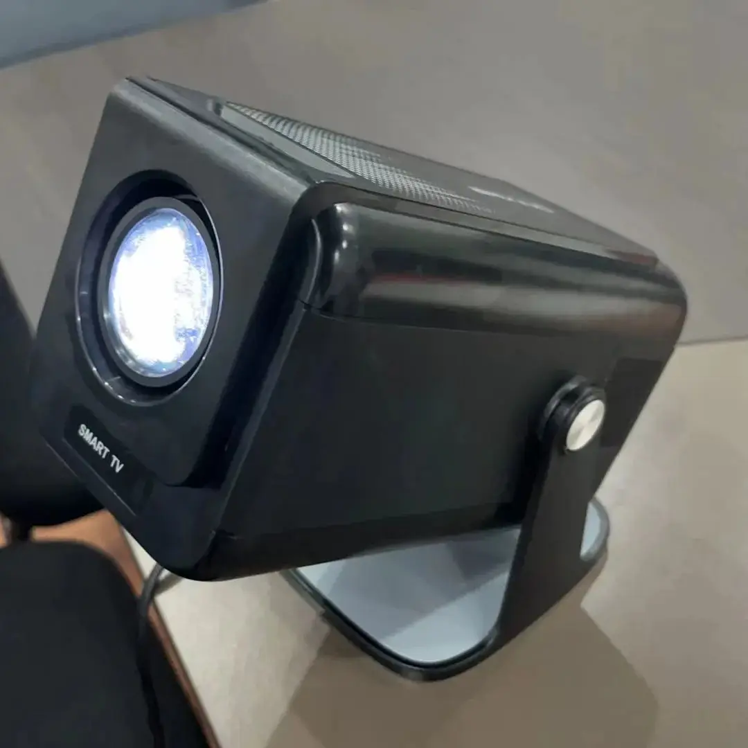 جهاز عرض ذكي محمول 1080P 4K Beam Android يدعم التركيز التلقائي 300 ansi التجويف #1