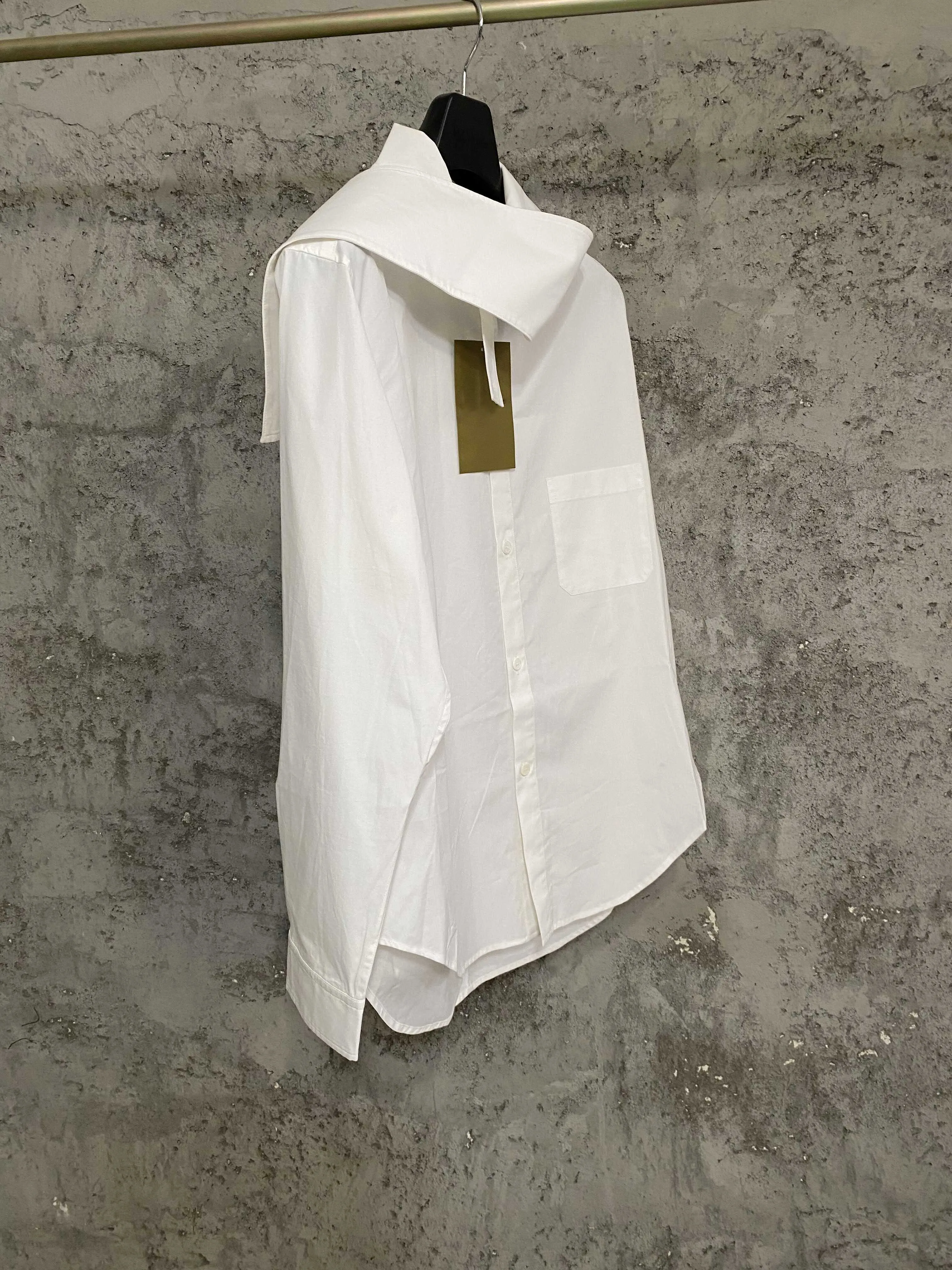 Design the collar, irregular shirt, cellulose, asymmetrical hem, coat shirt