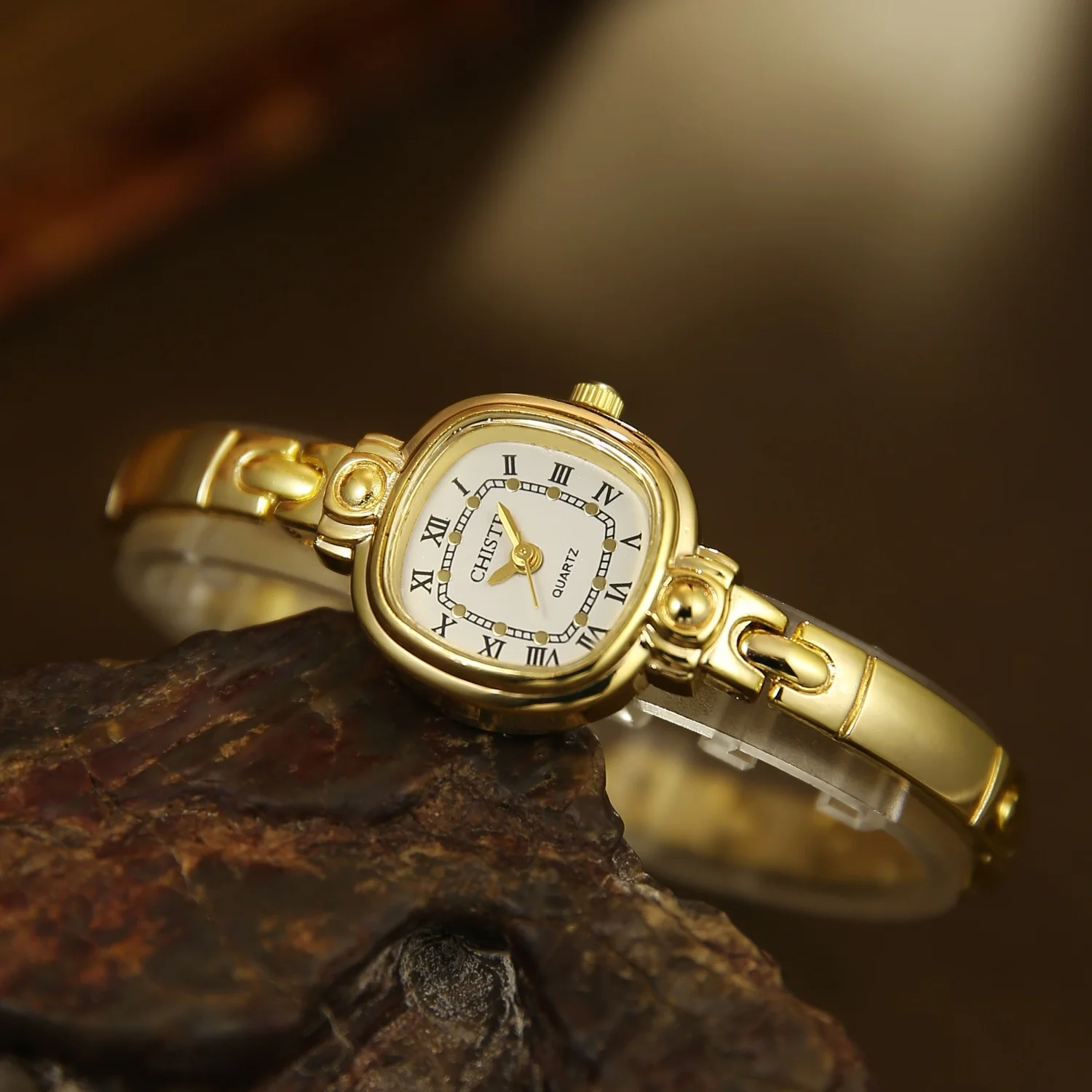 Vintage Gold Plated Watches For Woman Elegant Small Square Women Bracelet Watch Fashion Ladies Analog Quart Wristwatch Clock