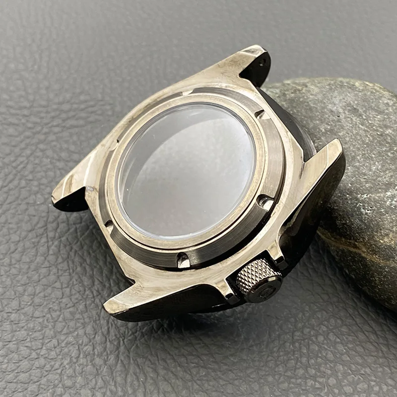 Custodia Gun Grey Mod SKX007 Custodia NH35 Vetro zaffiro Adatto al cinturino dell'orologio da 22 mm Quadrante da 28,5 mm per uomo Custodia per orologio da immersione serie SKX