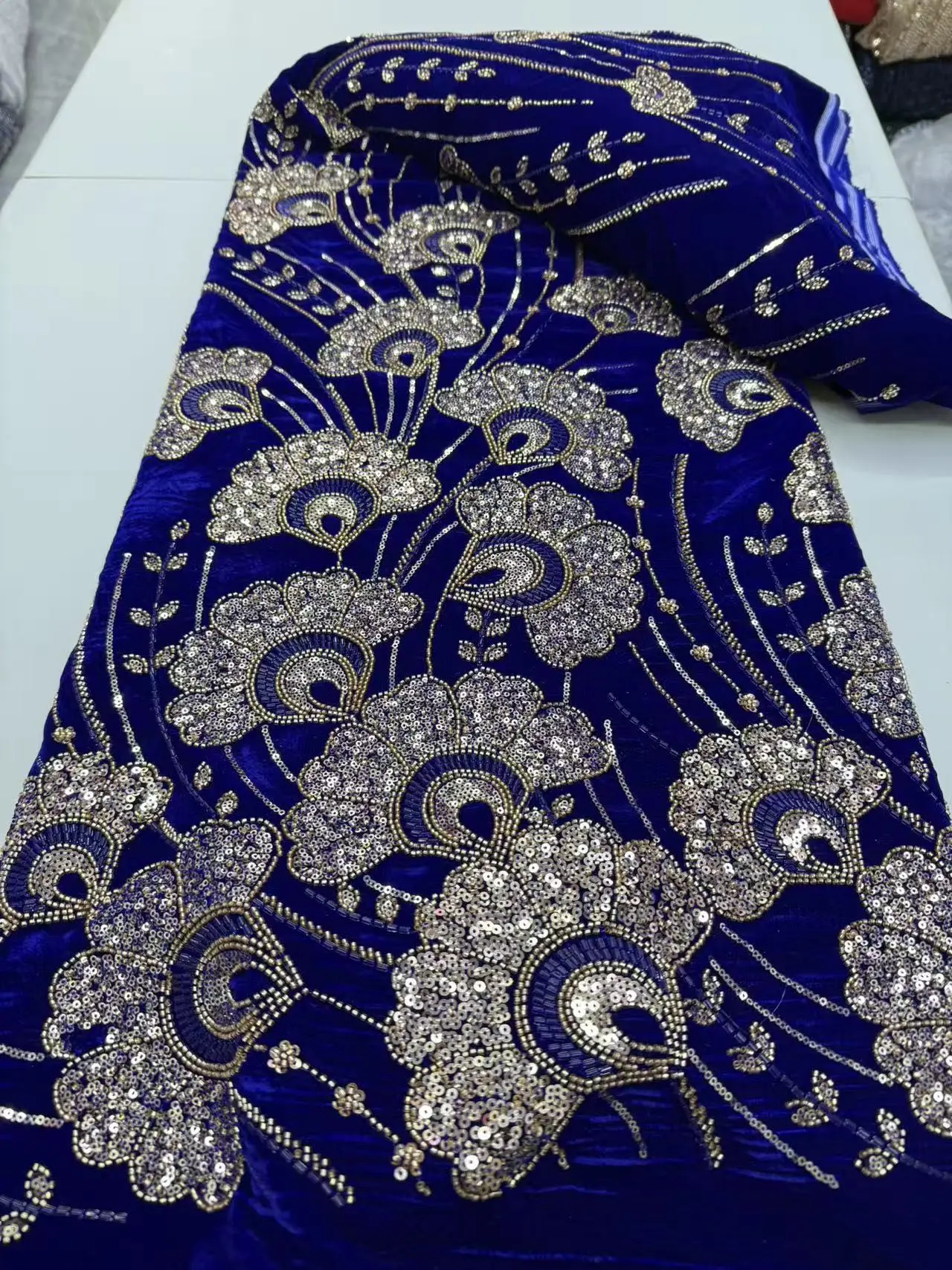 

2026 African Nigerian Tulle Lace Fabric with Sequins Embroidery, Sewing Guipure, Velvet Prom Dresses, High Quality, 5Yards jy515