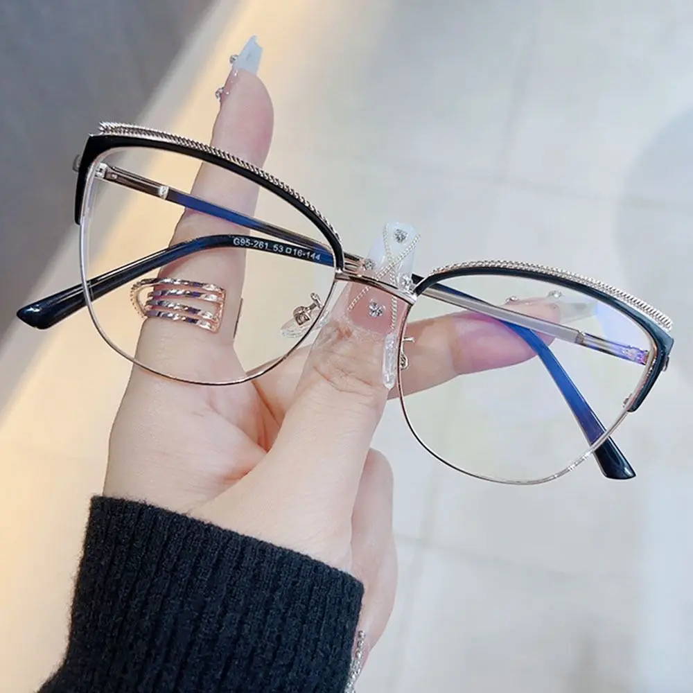 New Fashion Trend Eyeglasses Frame Retro Metal Spring Leg Optical Frames Personalized Women Cat Eye Anti Blue Light Glasses