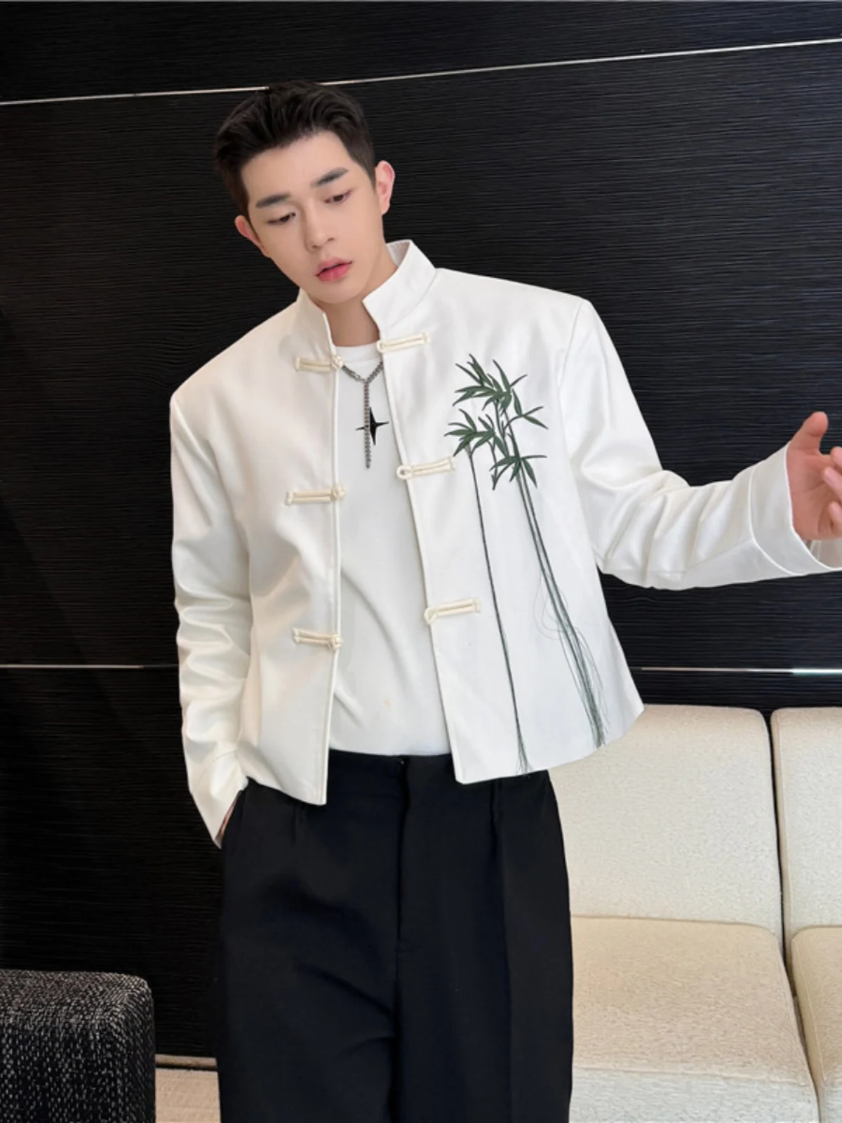 

Spring Edition Trendy Personalized Embroidered Button ort Collar Men's Jaet New Chinese Sle Casual Outerwear