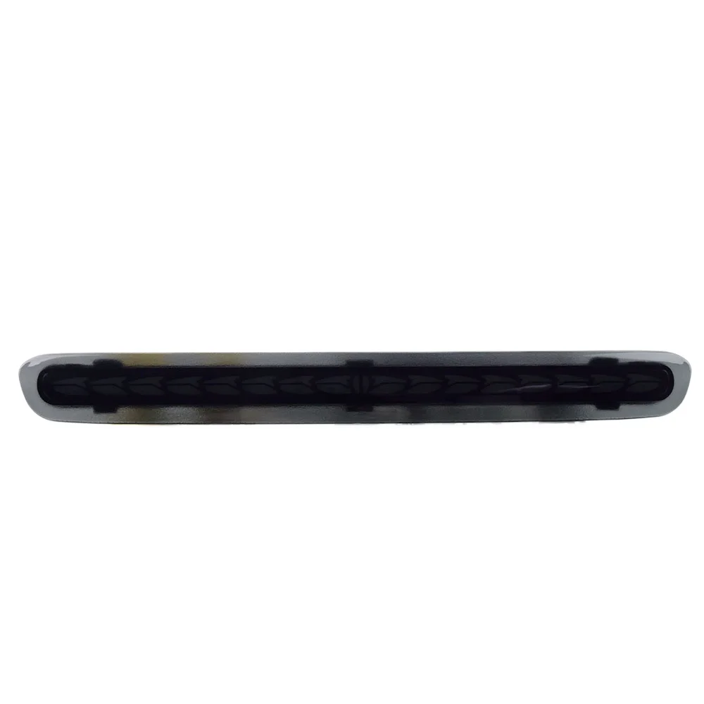 High Mount Brake Light For Toyota Hilux Revo 2015 2016 2017 2018 2019 2020 2021 Dragon Scale Style Black Housing 3 Function