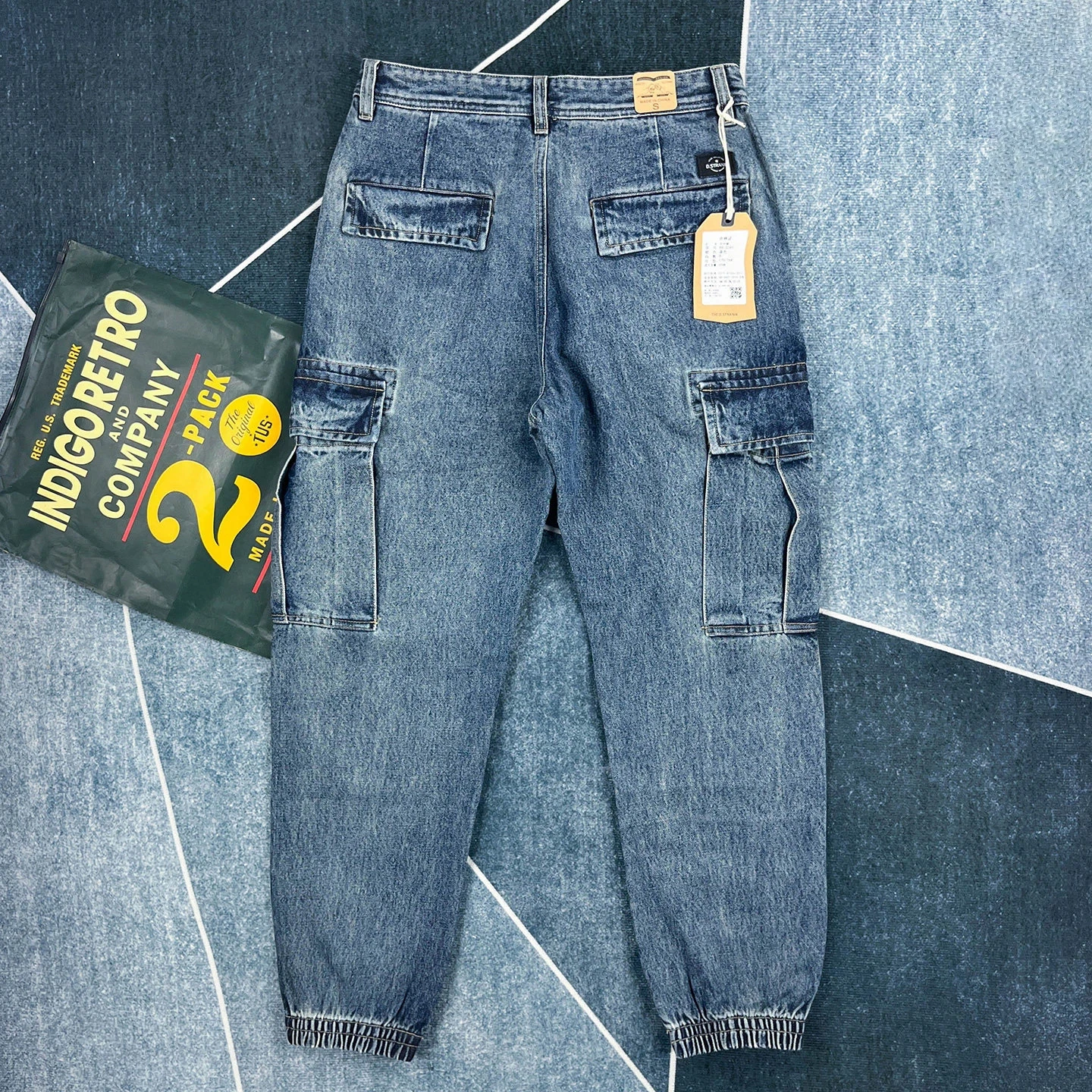 Heavy vintage washed cotton work jeans for men, loose straight multi-pocket distressed trousers