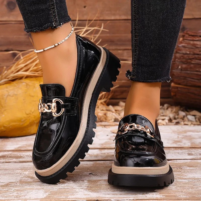 2025 Fashionable Versatile Ladies Shoes Spring Autumn Lightweight Comfortable Chunky Heel Flats Round Toe Leather