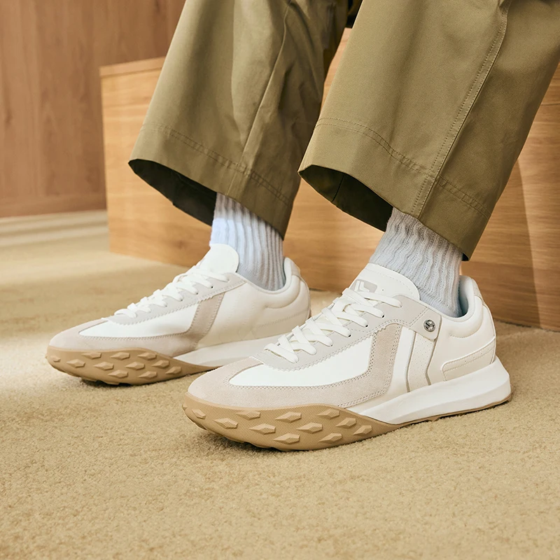 Xtep 987 da uomo 2024 inverno vintage rimbalzo morbido per il tempo libero resistenza supporto scarpe da ginnastica da allenamento 876419320013