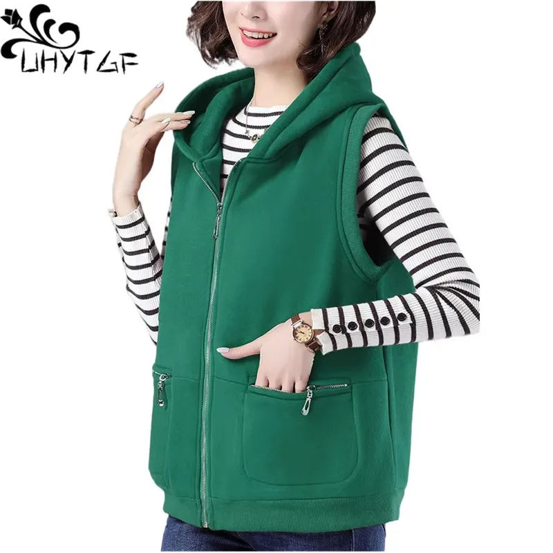 

UHYTGF Casual Spring Autumn Vests For Women Hooded Sleeveless Female Jacket Elegant Mother Short 5XL Large Size Waistcoat 1460