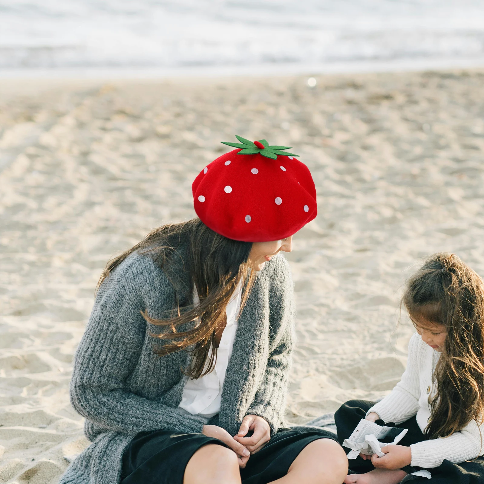

1pcs Strawberry Beret Wool Blend Hats for Girls Cosplay Costume Fruit Hat Kawaii Beret Party Decorative Toddler Caps