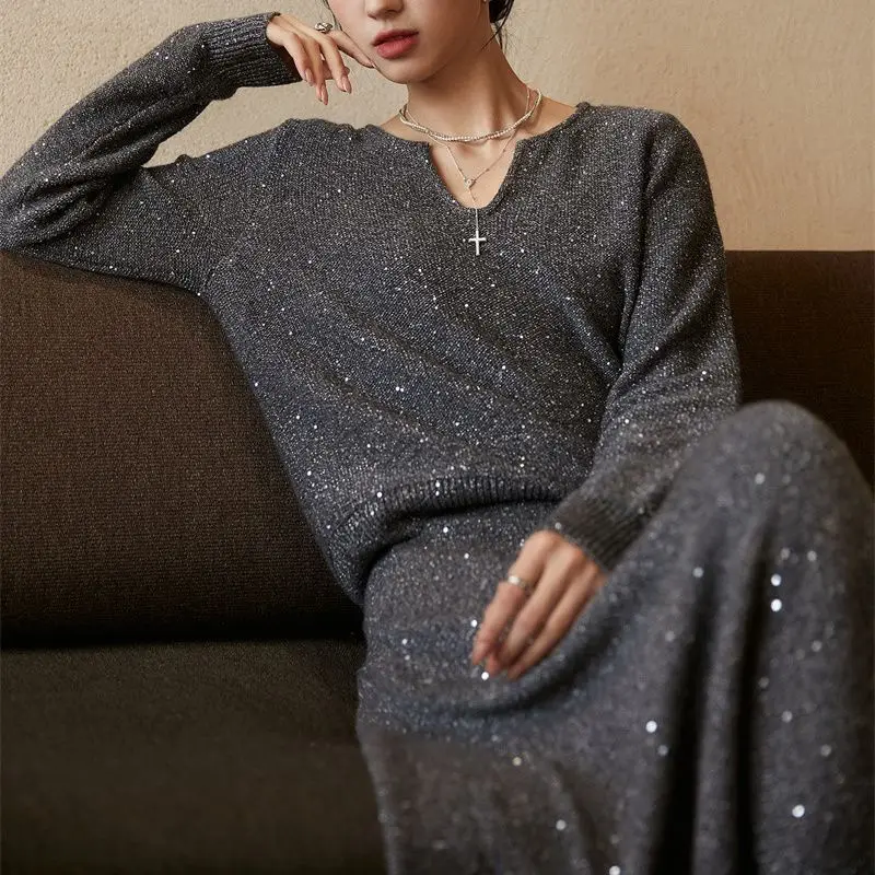 Heavy Industry Sequin Yarn Set Autumn and Winter Korean Knitted Top Age Reducing Skirt Elegant Women\'s Two-piece Set