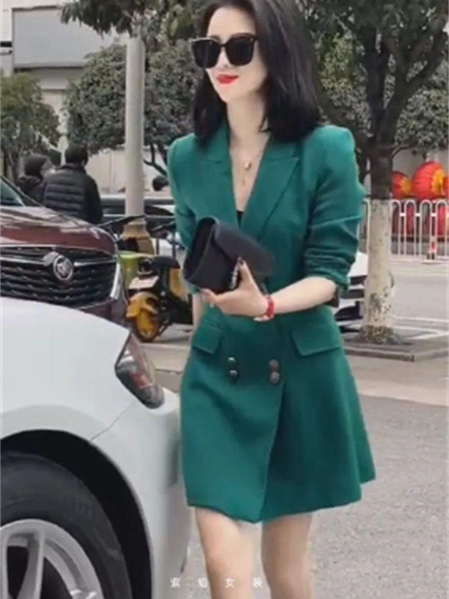 2024 Autumn/Winter Korean Edition New Workplace Light Maturity Style Green Suit Dress High end Medium Length Coat