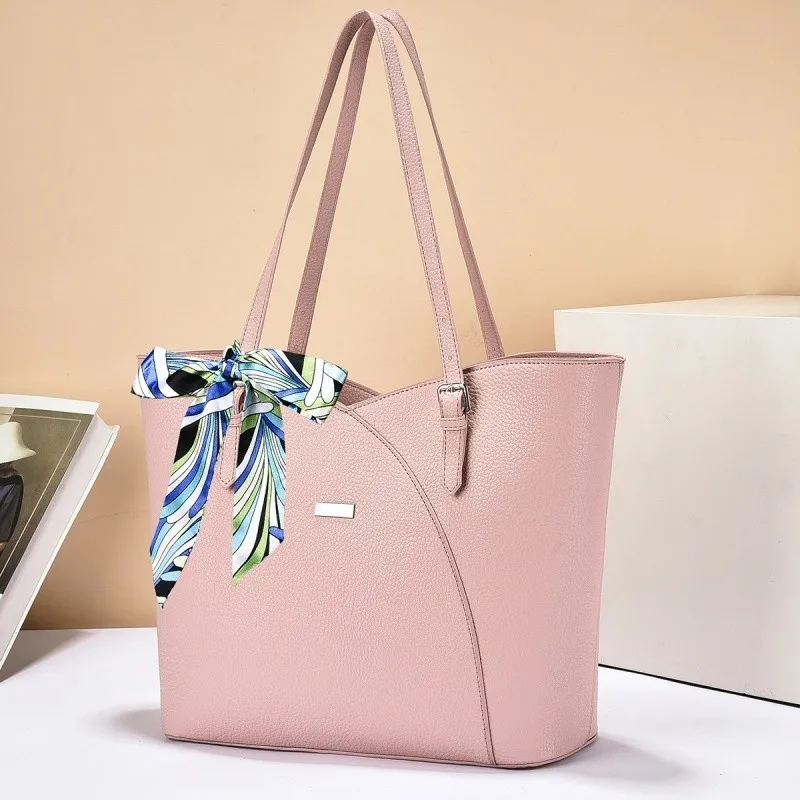 Classic Designer Paris Style Diaper Bag For Women Elegant Leather Crossbody Tote Large Capacity Fashionable Messenger Bag