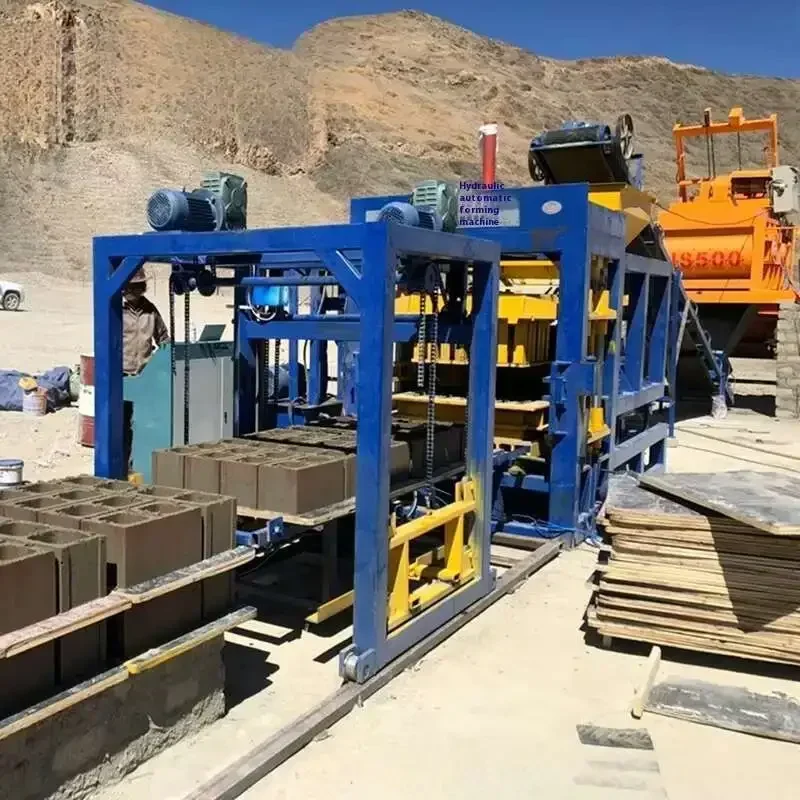 QT6-15 آلة جوفاء الأسمنت غير المحترق الأوتوماتيكية بالكامل، الطوب، حجر حافة الطريق، معدات ماكينة تصنيع الطوب الهيدروليكي