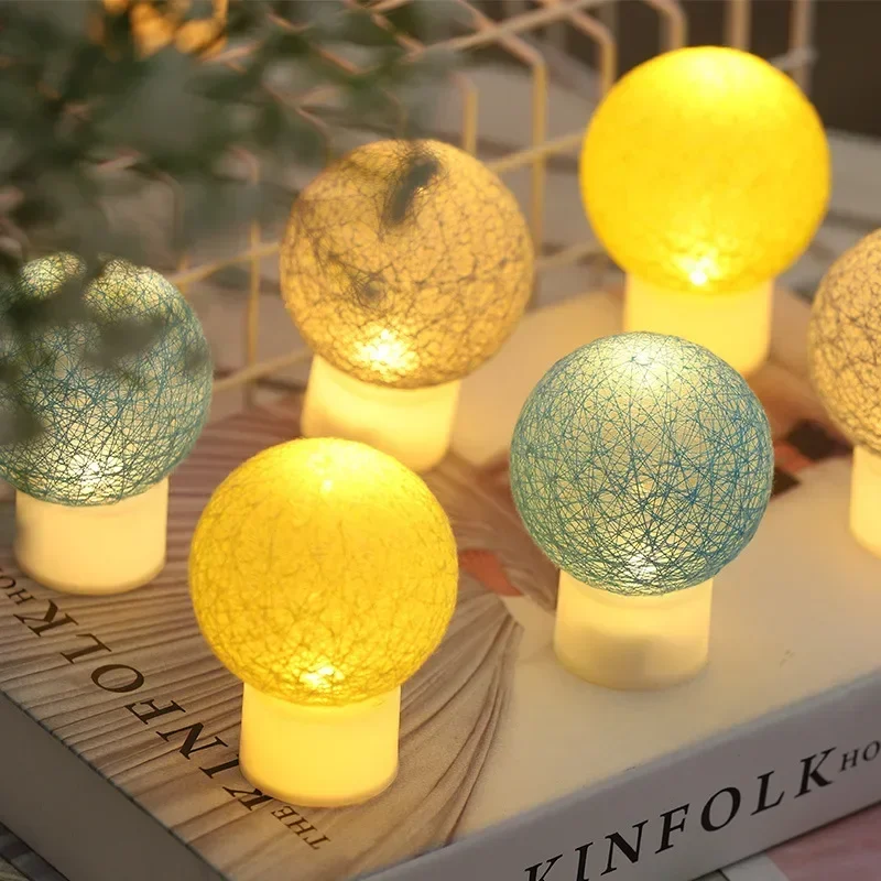 Cotton Ball Lamp Ins Celebrity Room Decoration Lamp Small Night Lamps Creative Props Scene Lighting Decor LED Light   Clearance