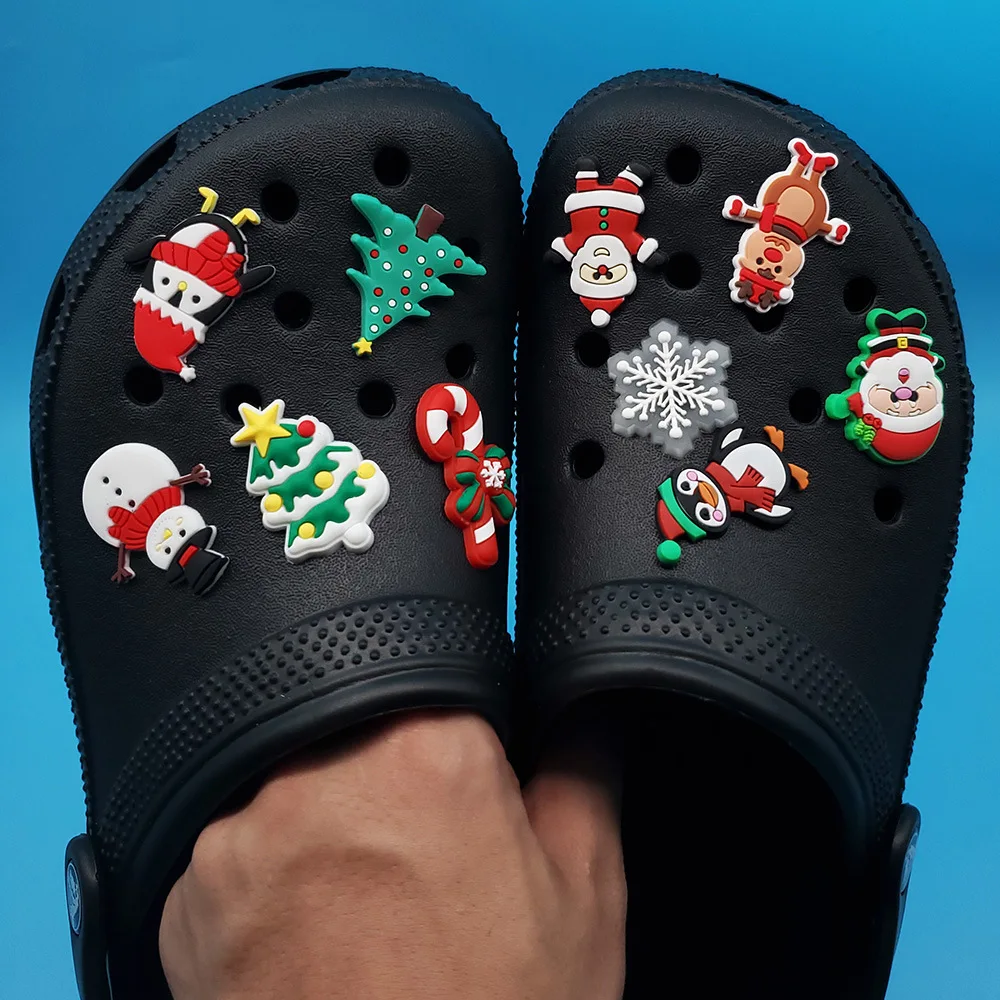 10pcs Santa Claus snowman Cartoon Shoe Charms for Clogs Sandals Decoration Accessories Shoe Buckle for Friends Gifts