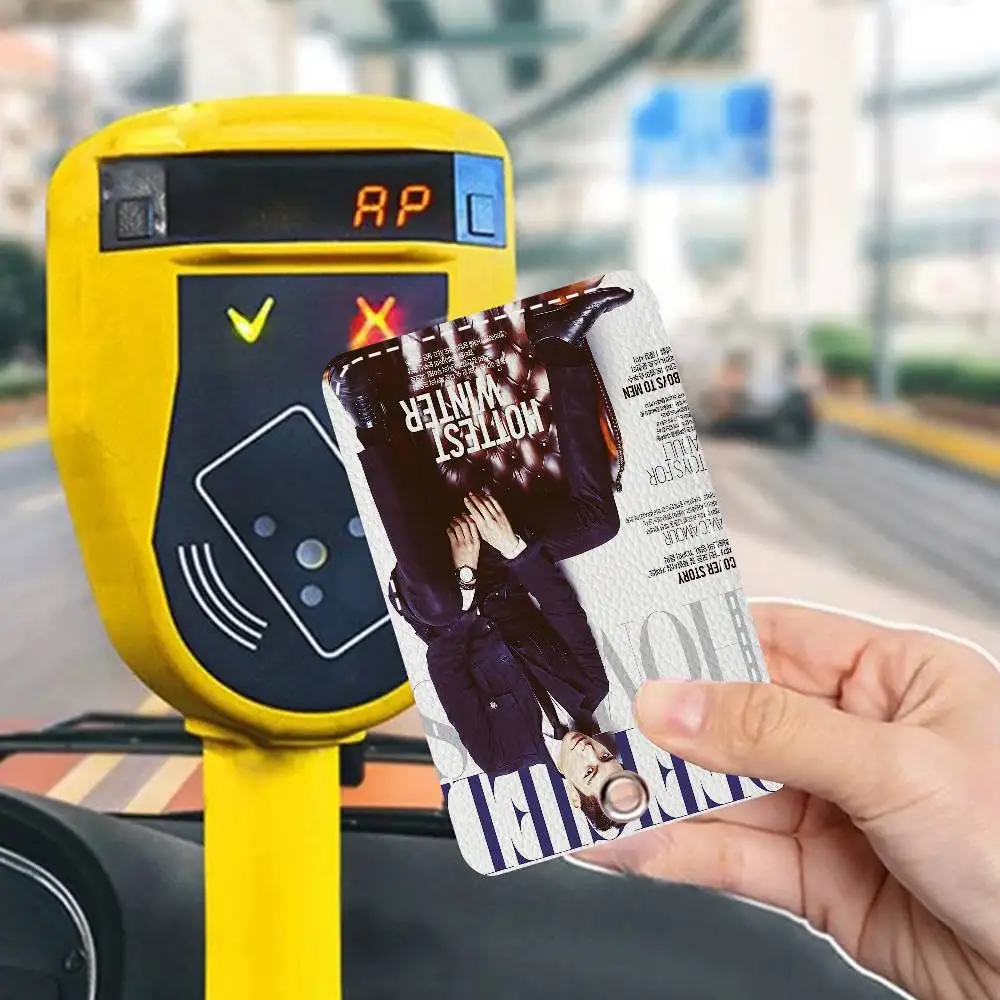 المغني تشوي سيونغ هيون الفيلم الكلاسيكي المفاتيح حاملي بطاقات كيرينغ البنك حافلة معرف بطاقات الائتمان سلاسل حلقة رئيسية