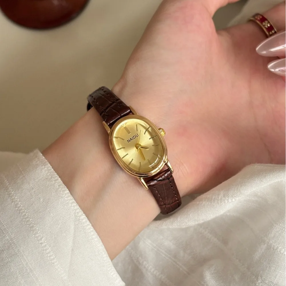 Simple Pigeon Egg Dial Women's Watch Fashion Thin Leather Strap Quartz Watch Luxury Gift Ladies Wristwatches Relojes Para Mujer