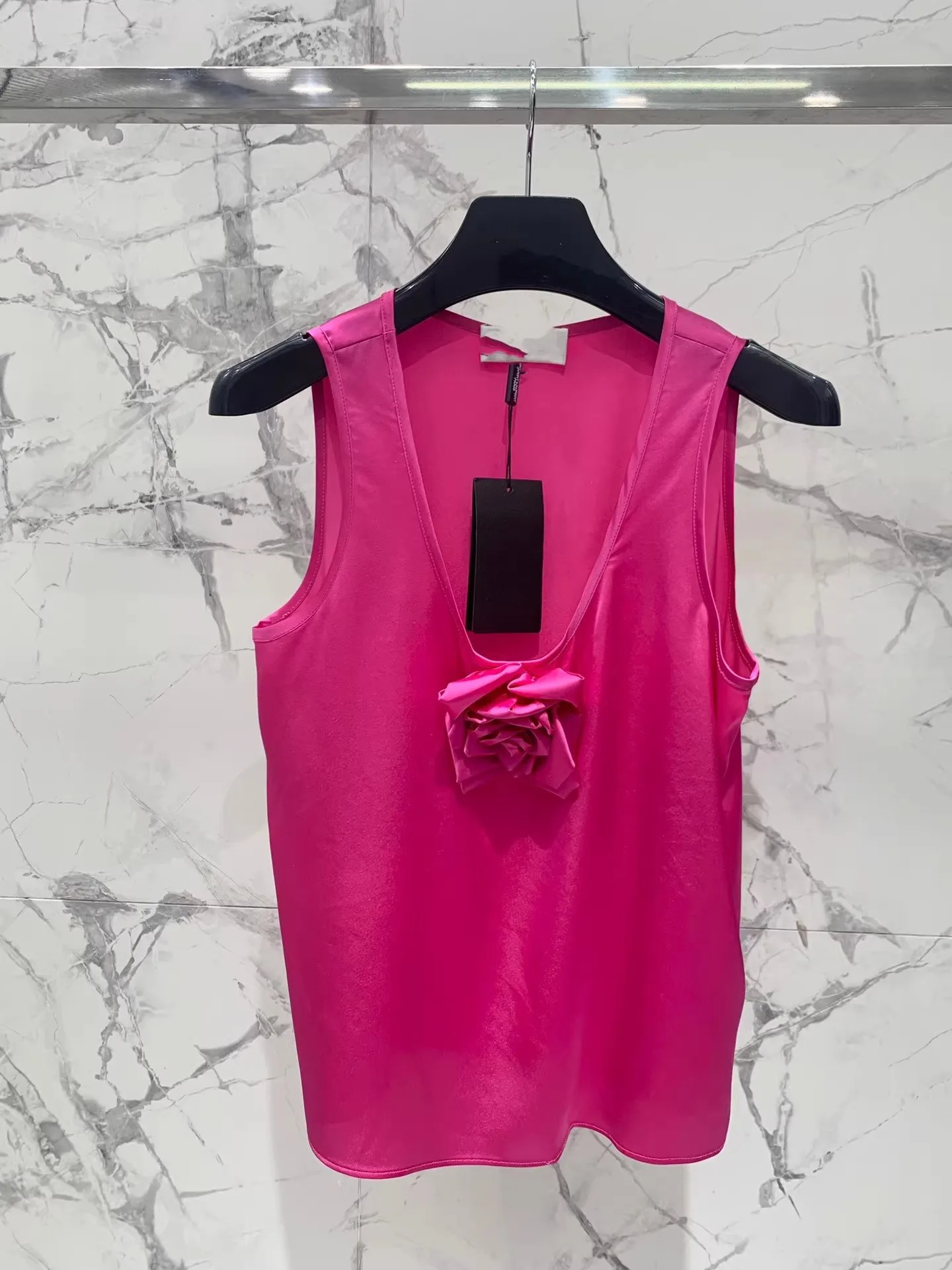 ملابس عصرية للسيدات البالغات مخصصة بنمط كسول ثلاثي الأبعاد سترة بدون أكمام جميلة وراقية #6