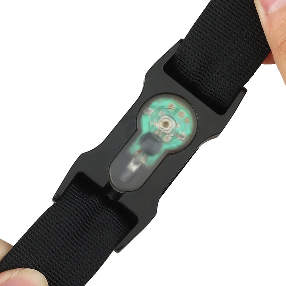 

1Pcs Signal Light for Backpack Webbing Waterproof Stable Strobe Outdoor Camping Safety Lamp Backpack Light Camping Accessory