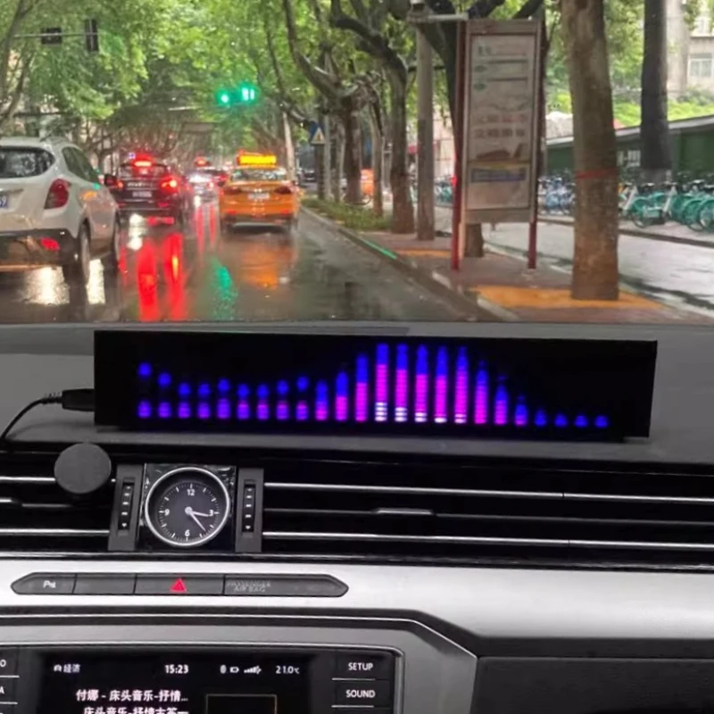 The LED music spectrum display can be automatically controlled by the car RGB full-color pixel AGC