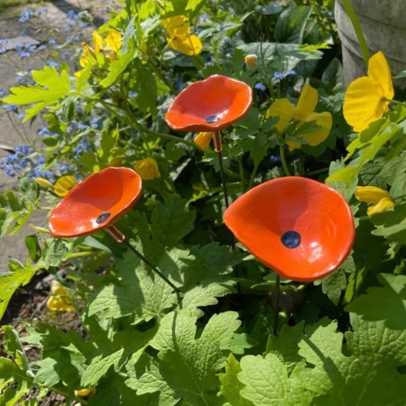 Colorful Bees Watering Cup Miniature Pollinators Water Source Stake for Outdoor Spaces and Wildlife Shelter