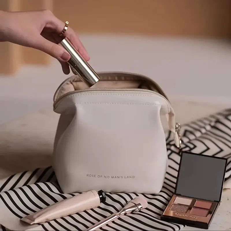 

New High-End Portable Makeup Bag