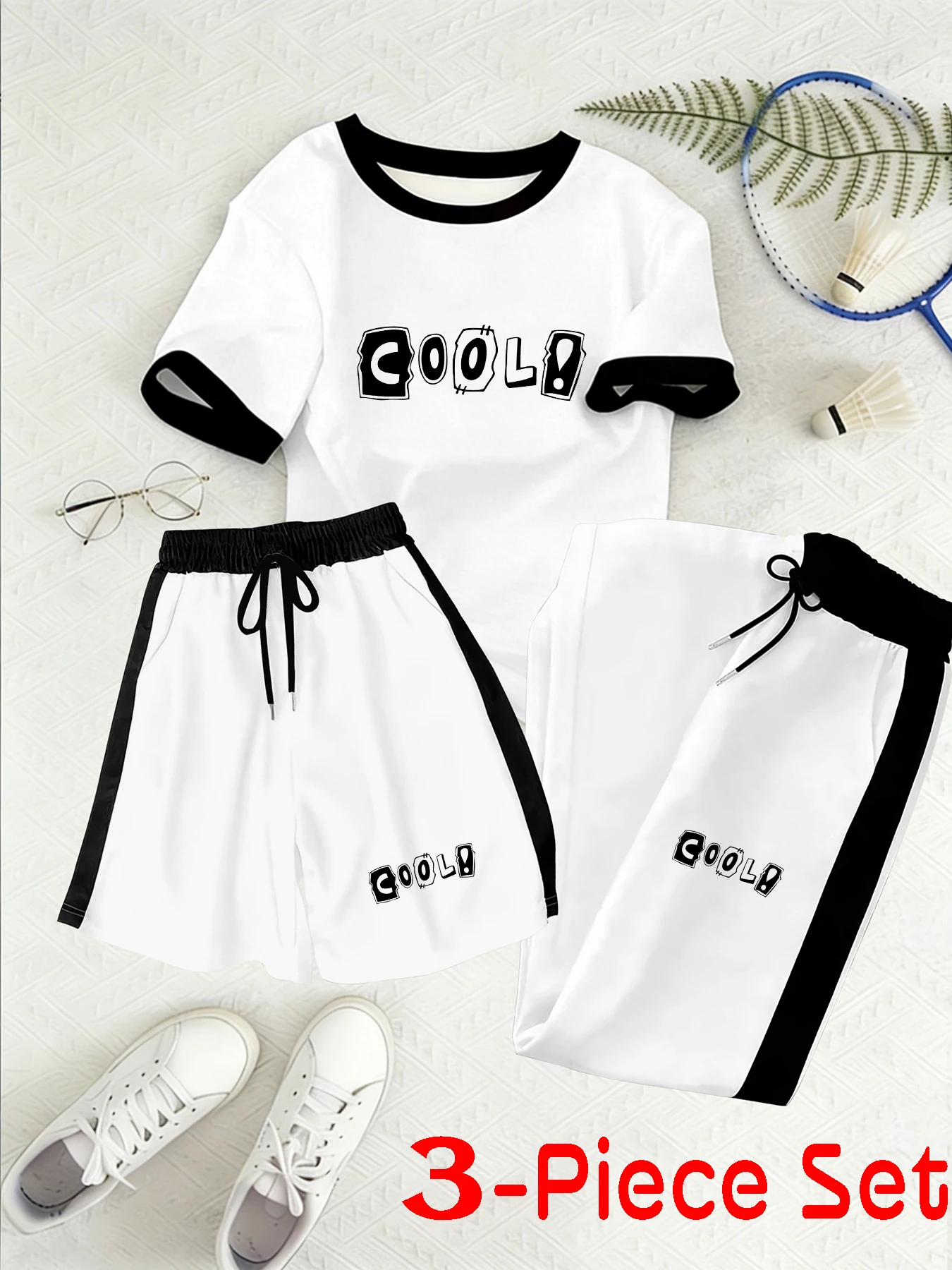 

Trendy and Cool Personalized Letter Theme Cool! Cartoon Letter Print Women's Three-Piece Set: Short-Sleeve T-Shirt, Shorts, and Long Pants Casual Sports Outfit for Summer, Suitable for Daily Commuting, Shopping, Home Wear, and Versatile for Multiple Occas
