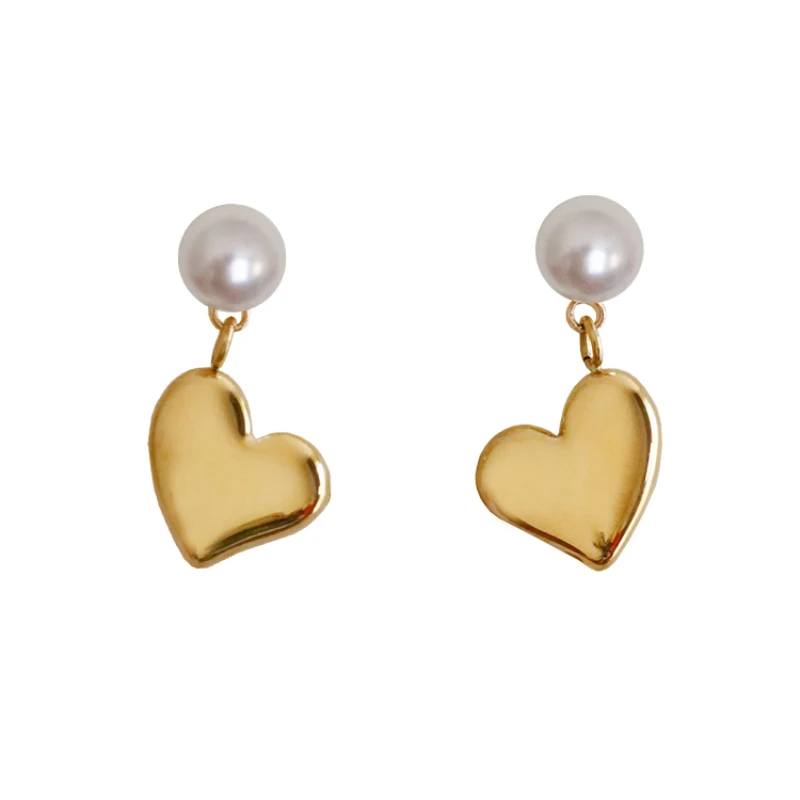 

Women's Korean earrings, pearl temperament, versatile gold stud earrings, high-end sense, simple and small earrings.