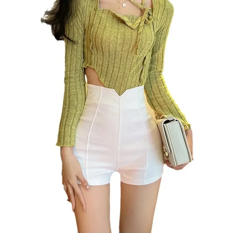 Schwarze ultrakurze Schlankheits-Hotpants für Damen im koreanischen Stil, hoch taillierte Schlankheitsstiefel, Sommer 2024, modische Straffungsshorts