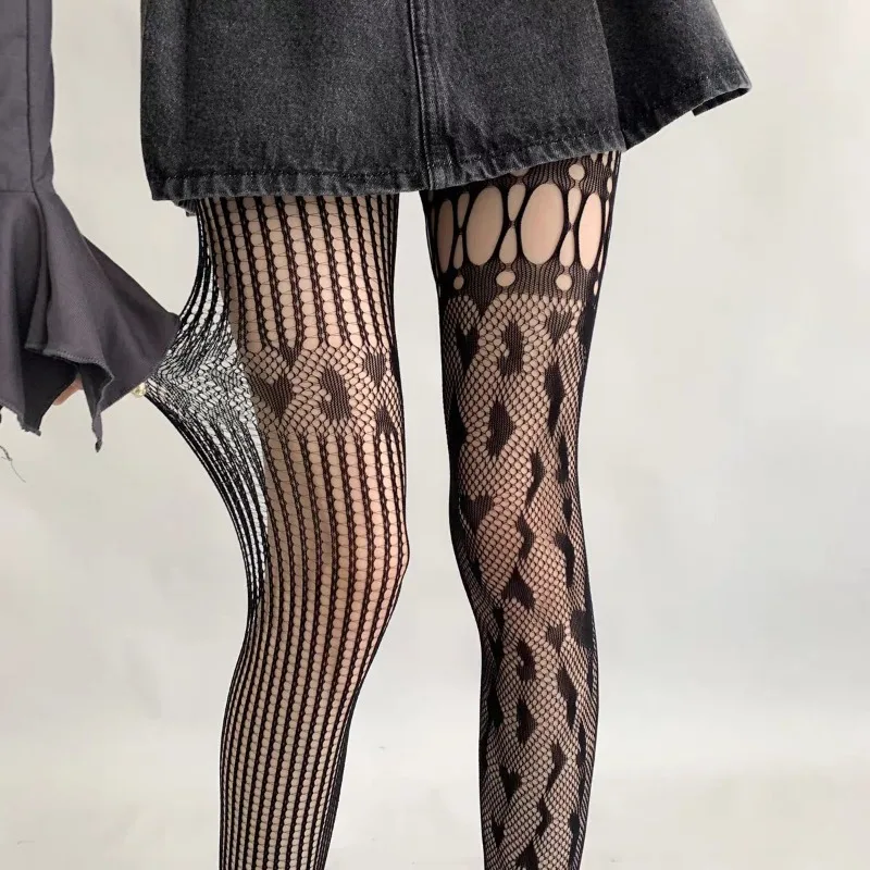 Sexy Fishnet Aushöhlen Herz Strumpfhosen Frauen Neue Asymmetrische Design Löcher Schlanke Mesh Strumpfhosen JK Japanischen Stil Y2k Nylon Strumpfwaren