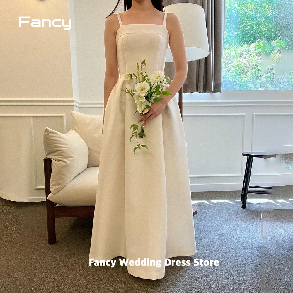 Fantasia elegante vestido de casamento de cetim sessão de fotos curto pescoço quadrado sem mangas uma linha vestido de noiva varredura nne incluído personalizado