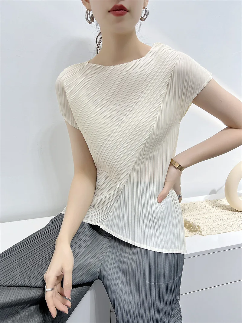 Miyake  Pleated Tops Irregular Pair Folded T-Shirt Pressure Pleated Clothes Women 2023 Round Neck Slim Fashion Peplum Niche