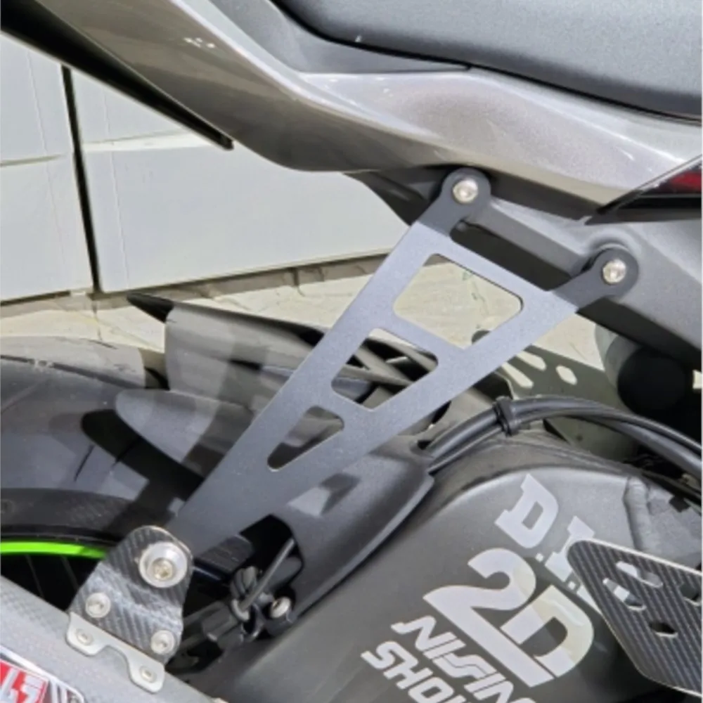 For KAWASAKI ZX6R 2009-2025 2024 2023 ZX-6R ZX636 ZX10R ZX-10R Exhaust Hanger Bracket Muffler Exhaust Hanger Holder Modification