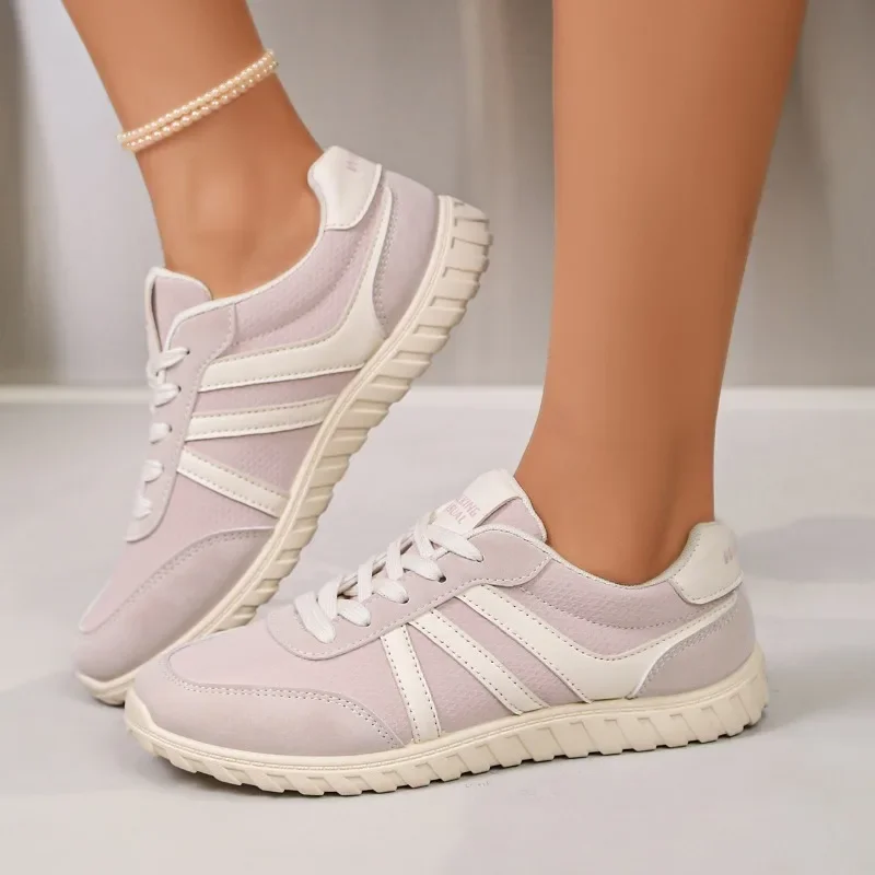 2026 New Fashion Low Top Casual Women's Sneakers Comfort Lightweight Loafers Splicing Design Lace Up Women Shoes Tenis Feminino