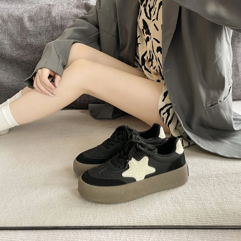 

Женские белые кроссовки 2025. Женские дизайнерские теннисные спортивные удобные туфли Dexunxie Xingxing для женщин. Защитная обувь без шнуровки слипоны женские