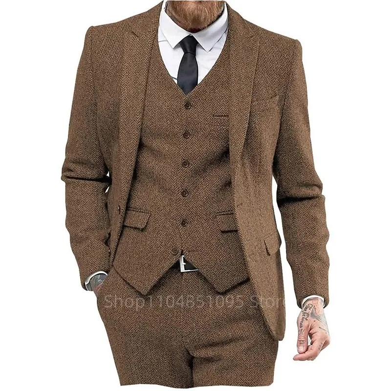 

Brown/Black Herringbone Tweed Wool Men Suits for Business Winter Vintage Notched Lapel 3 Piece Jacket Vest Pants for Wedding