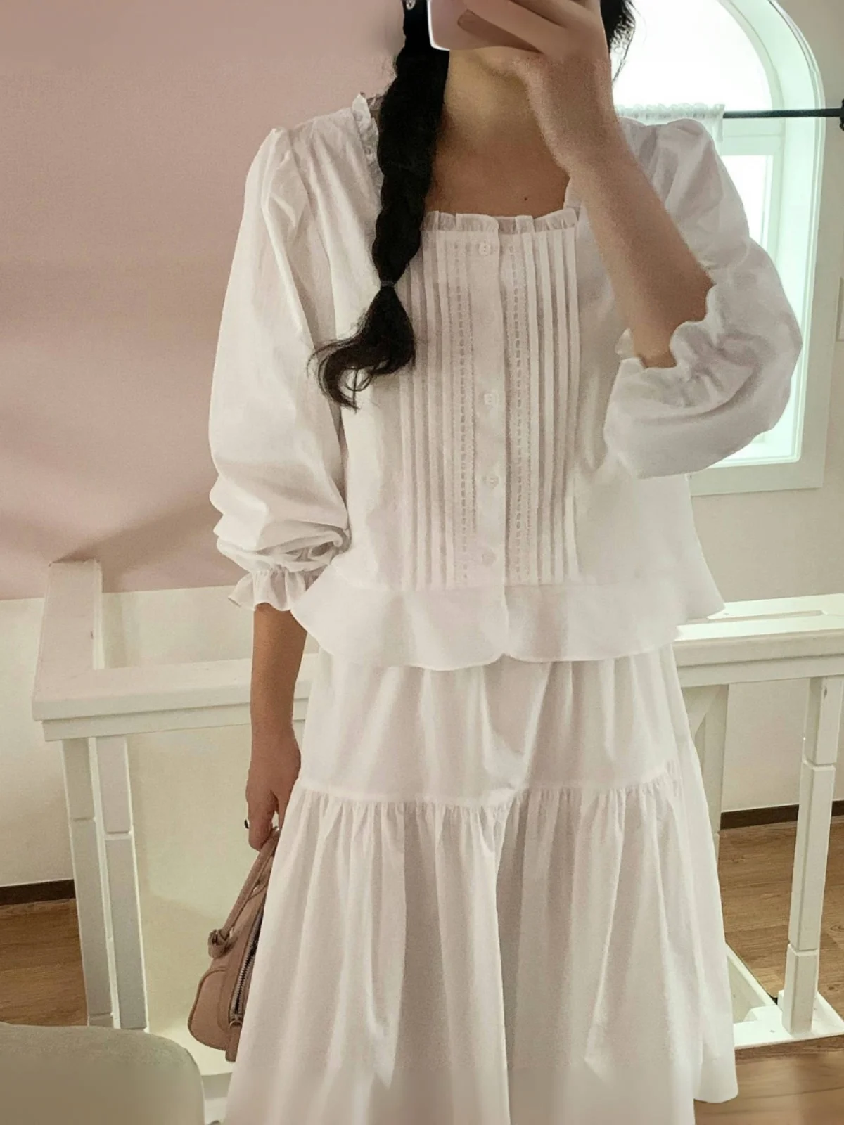 Chic Anti-Aging Women's Faion Set with Ele Long Skirt And Chic White irt with Pleats Square Collar Fairy-Like Aosphere