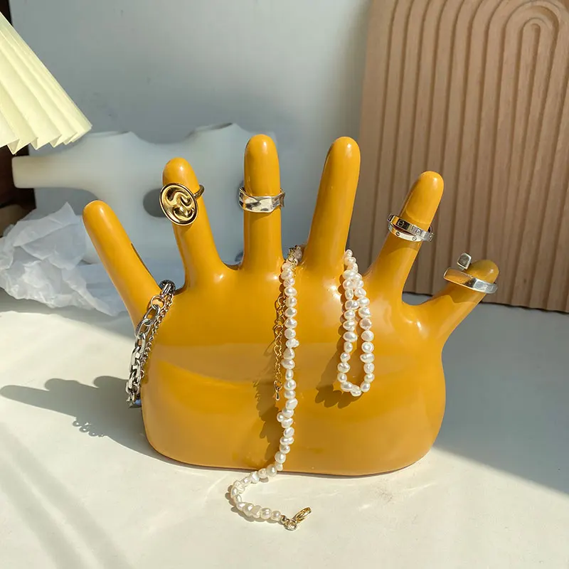 

Six Finger Jewelry Storage Ornaments Decorative Resin Palm Ring Desktop Jewelry Rack Design Sense Creative Gift House Decoration
