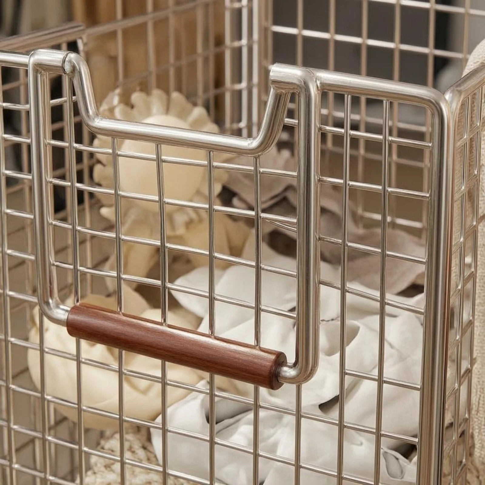 Rolling Wire Basket Trolley openworkGrid Metal Utility Trolley Rolling Storage Basket Push Handle Wood-Tone Grip