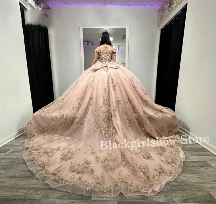 Pale Pink Princess Quinceanera Dresses 2024 Off Shoulder Exquisite Beaded Applique Bow Mexico Lace Up elegant xv year dresses