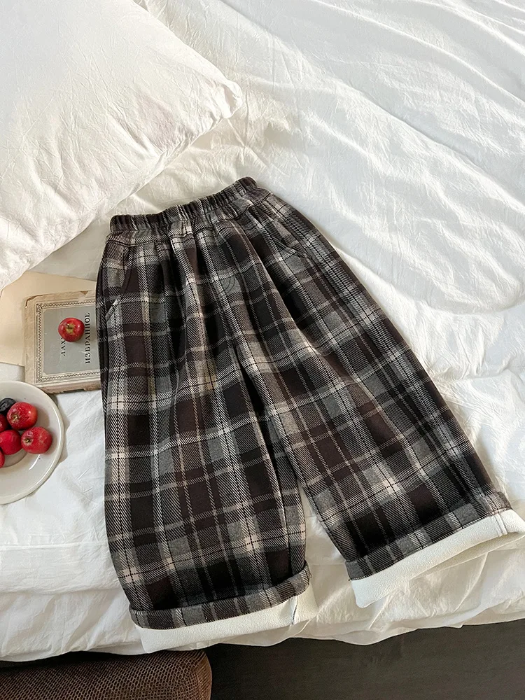 بنطال صوف سميك مبطن بالصوف منقوش بأرجل مستقيمة كورية فضفاضة غير رسمية ومطابقة تمامًا ومريحة