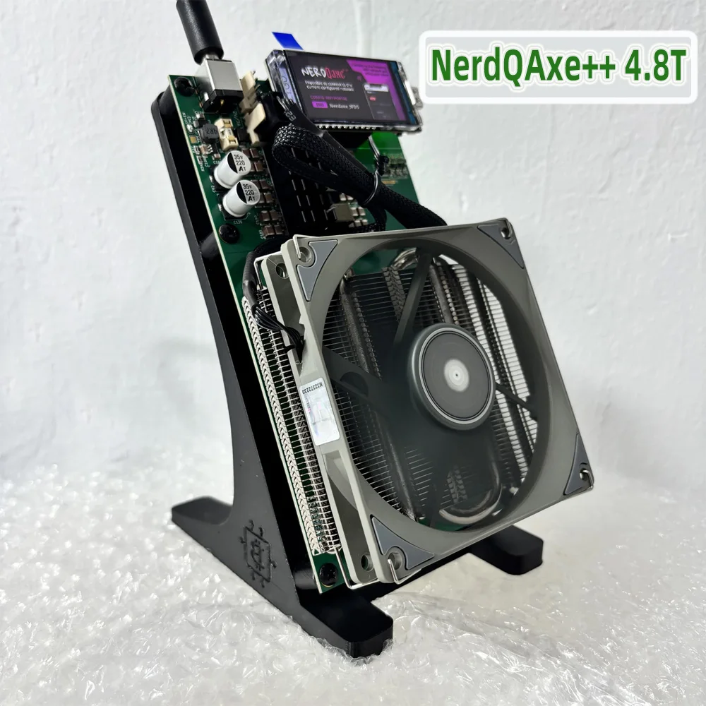 Bitaxe NerdQaxe++ 4.8TH/s: تقييم شامل لجهاز تعدين البيتكوين الأحادي بسعة 80 واط مع دعم واي فاي 2.4 جيجا هرتز