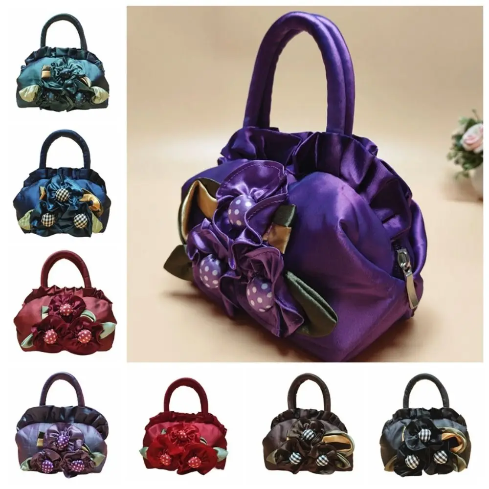 

Vintage Embroidery Handbag Elegant Portable Ladies Clutch Bag with Handle with Three Flowers Lace Mommy Bag Wedding