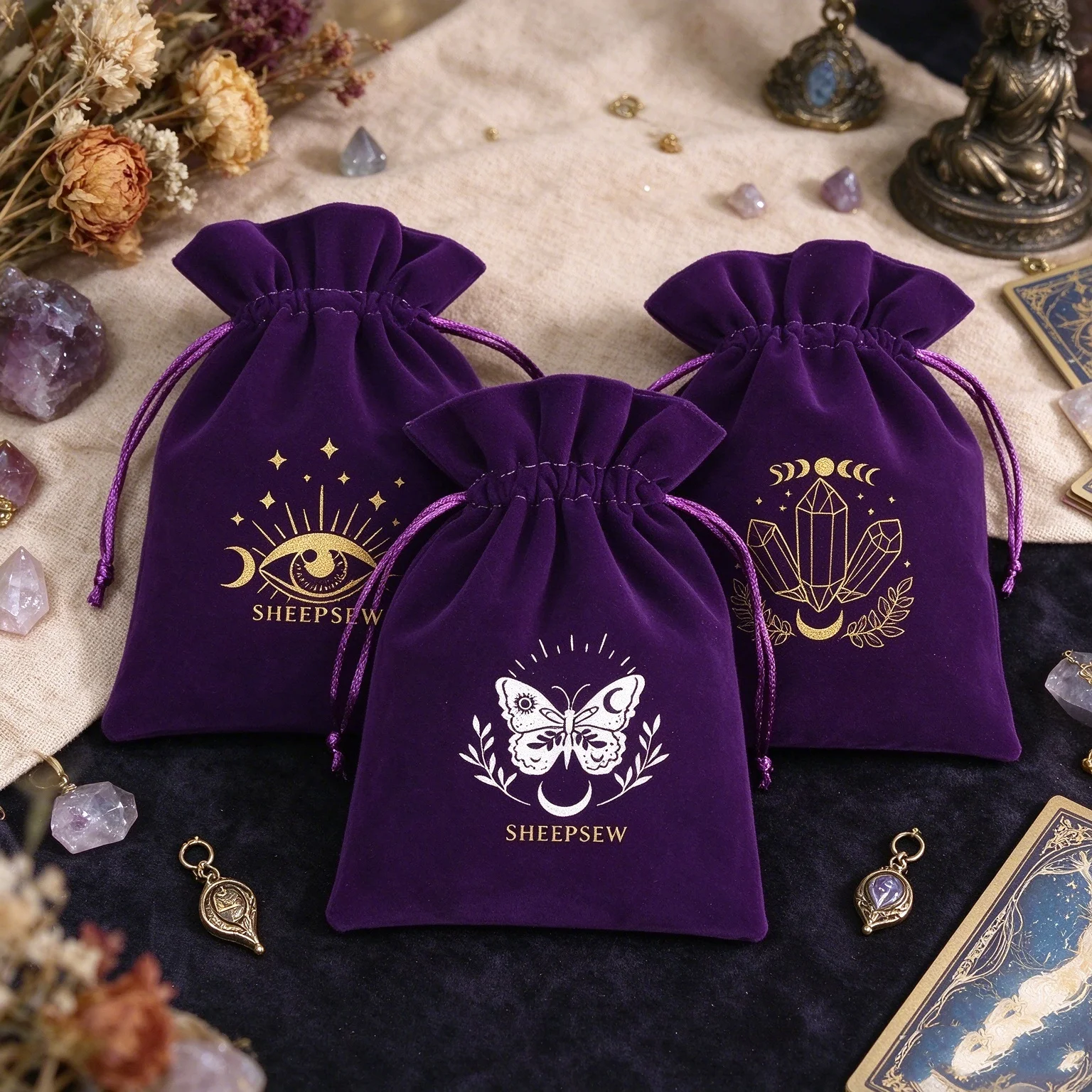 SHEEPSEW 1Pcs 13x18cm Embroidery Velvet Tarot Drawstring Bag Witchcraft Altar Board Game Oracle Card Storage Pouch