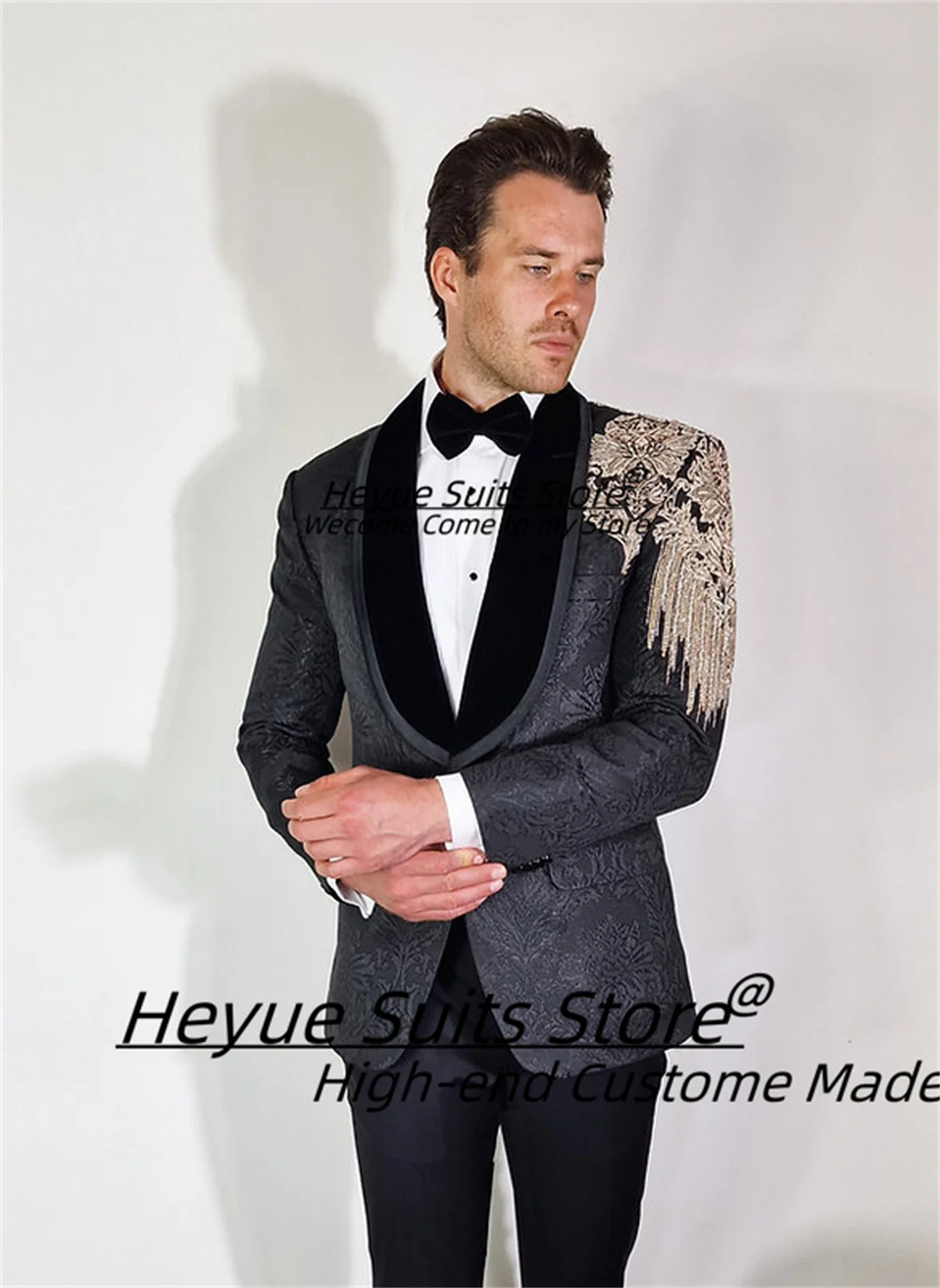 Hand Embroidered Black Damask Jacquard Men Suits Customized  Shoulder Embroidery Groom Wedding Tuxedos 2 Pieces Sets Ropa Hombre