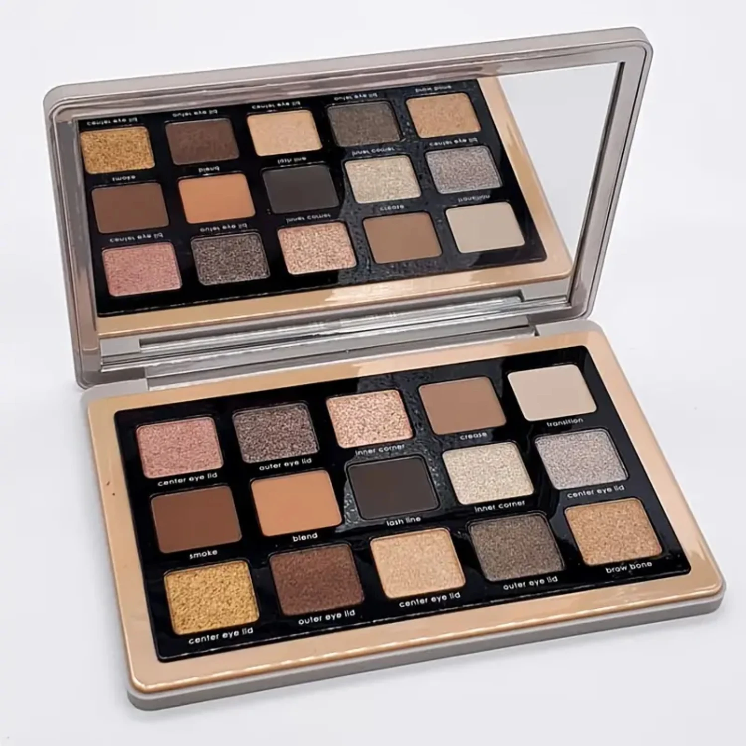 Verbeter uw schoonheidsroutine met dit verbluffende, levendige, matte en glanzende glitter oogschaduwpalet met zeer gepigmenteerde 1