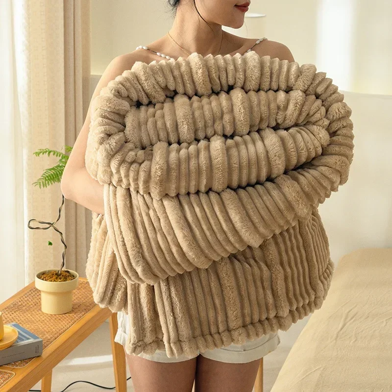 

2024 new 310g high gram weight Class A milk fleece mother and child striped jacquard blanket coral fleece