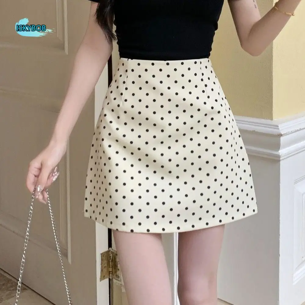 تنورة قصيرة عالية الخصر من Polkatdot تجميع علوي أسود/مشمش نقطة نصف زلات فتاة حارة بقصة ضيقة فستان منقط على شكل حرف a في الهواء الطلق