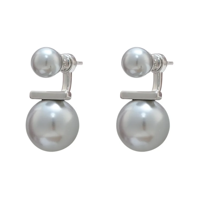 

S925 silver pearl earrings, elegant and luxurious, featuring unique earrings and eardrops