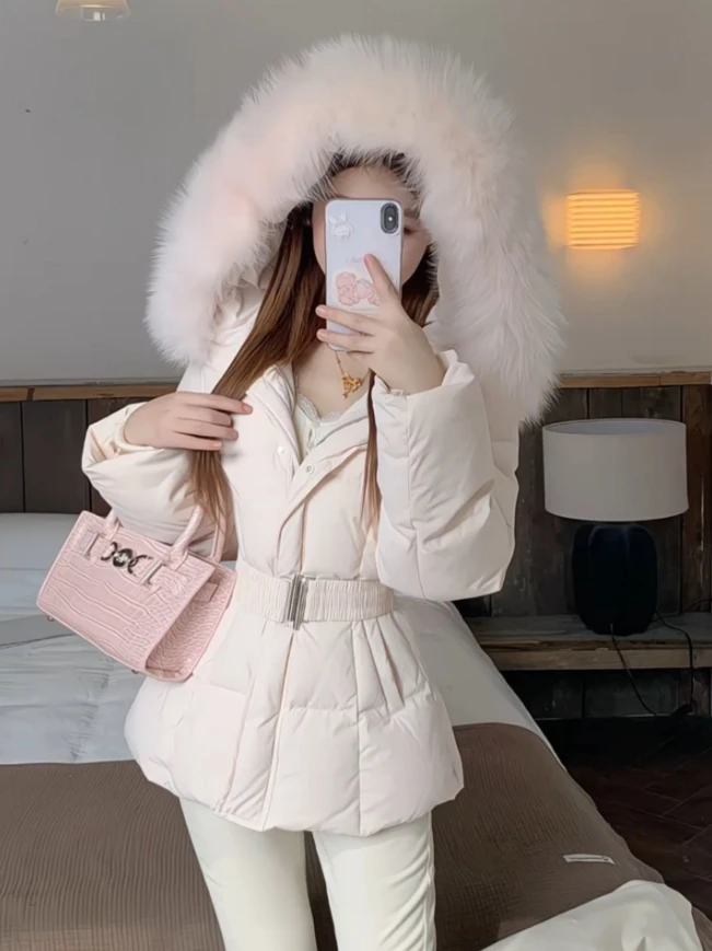 

Winter New Korean Sle Women's ort down Jaet with Large Fur Collar And Hood Slimming Waist Design Cotton Blend Coat